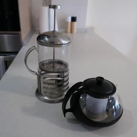 Spacious With Large Private Garden In Mar Lejlighed