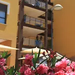 Spacious With Large Private Garden In Mar Palm-mar