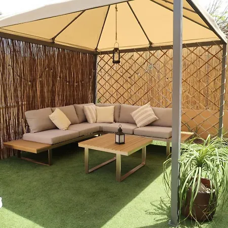 Апартаменты Spacious With Large Private Garden In Mar Эль-Пальмар