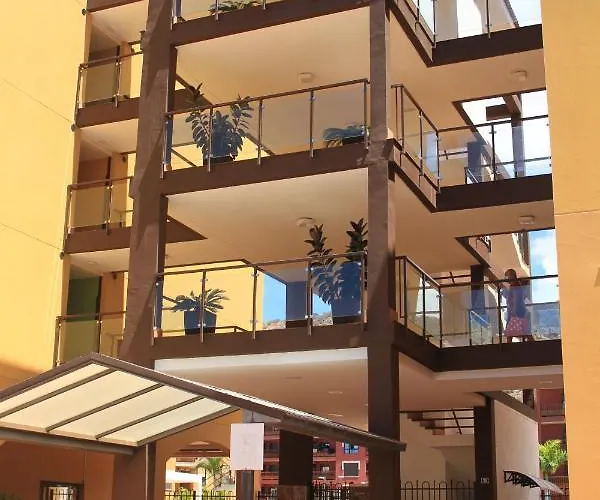 Spacious With Large Private Garden In Mar Palm-mar