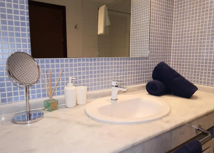 דירה Spacious With Large Private Garden In Mar פאלם-מאר