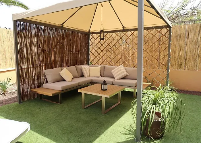 דירה Spacious With Large Private Garden In Mar פאלם-מאר